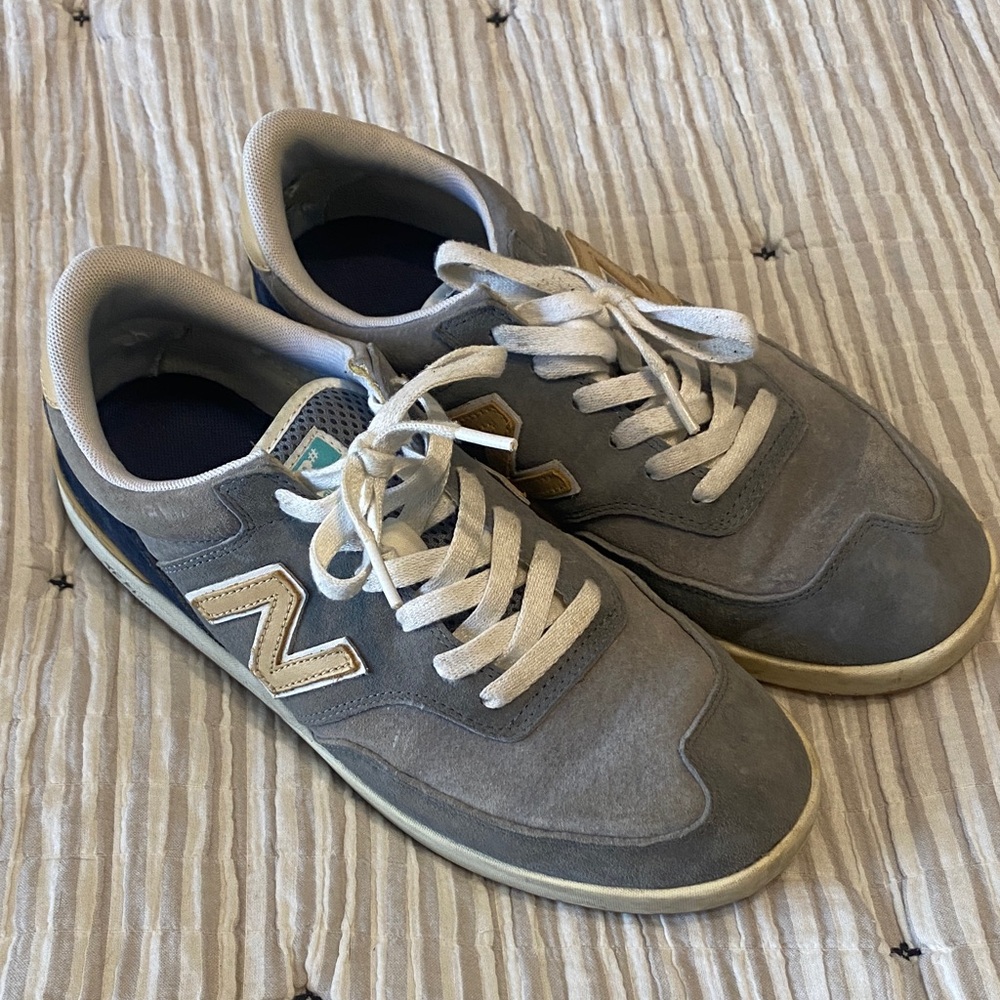 New Balance Men's Gray and Cream Sneakers